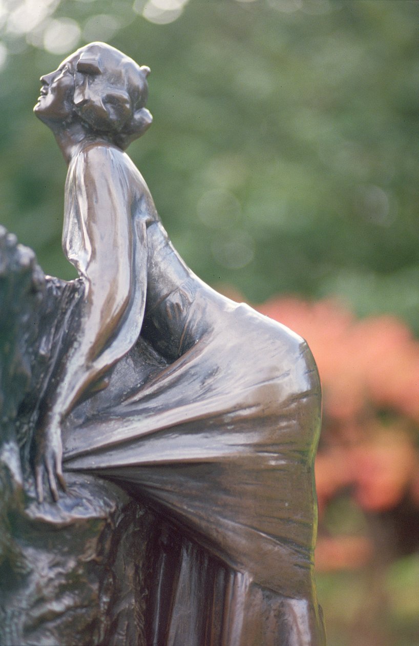 Wendy, Peter Pan heykelinden detay, 1912 (bronz) (detay) by George James Frampton