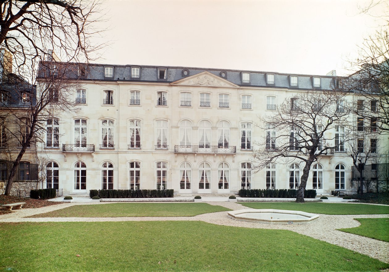 1713 yılında inşa edilen Hotel de Beauharnais