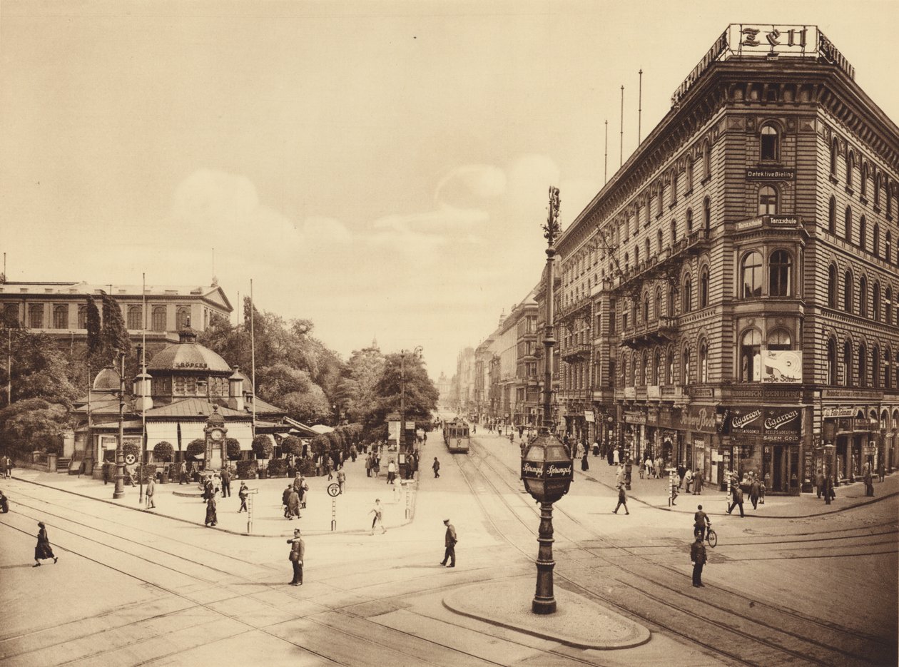Georgstrasse, Hannover (b/w fotoğraf) by German Photographer