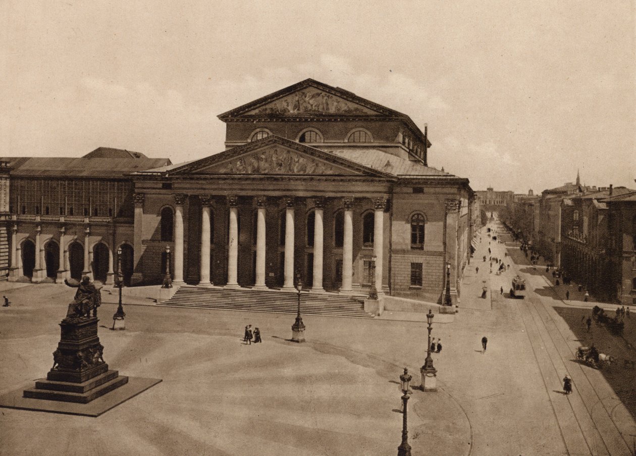 Munchen / Münih: Nationaltheater (siyah-beyaz fotoğraf) by German Photographer
