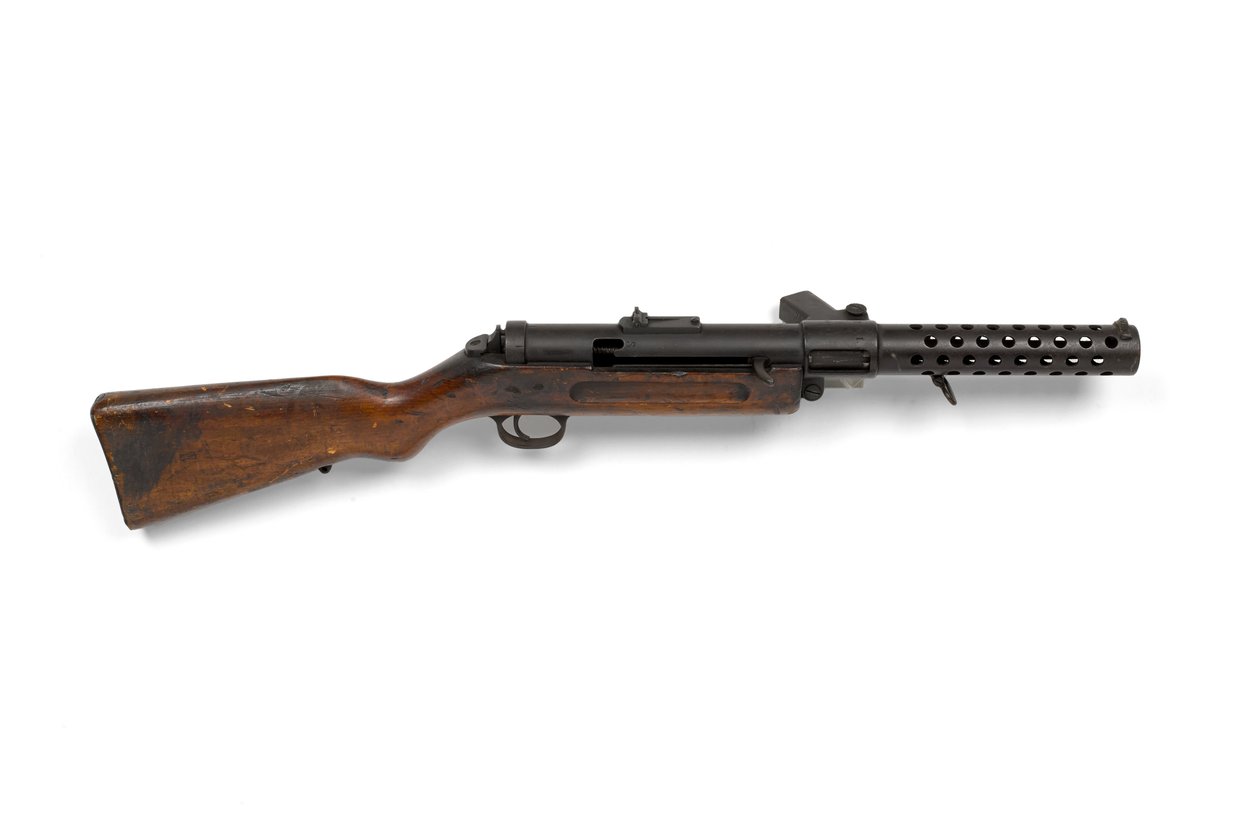 Bergmann 9 mm MP18-1 hafif makineli tüfek by German School