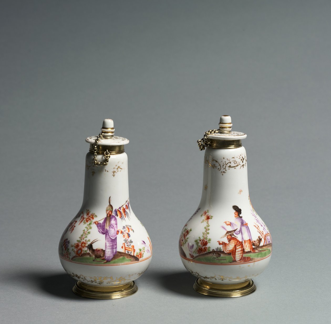 Kapalı Şişe, üretici Meissen Porselen Fabrikası, Almanya, c.1720-1723 by German School