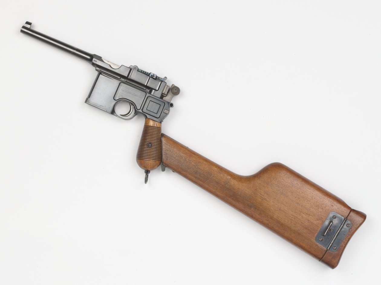 Mauser C96 7.63 mm tabanca by German School