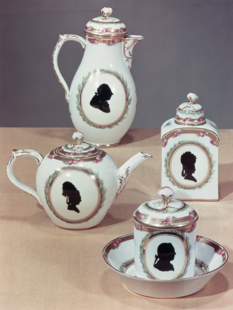 Meissen çay servisi (porselen) by German School