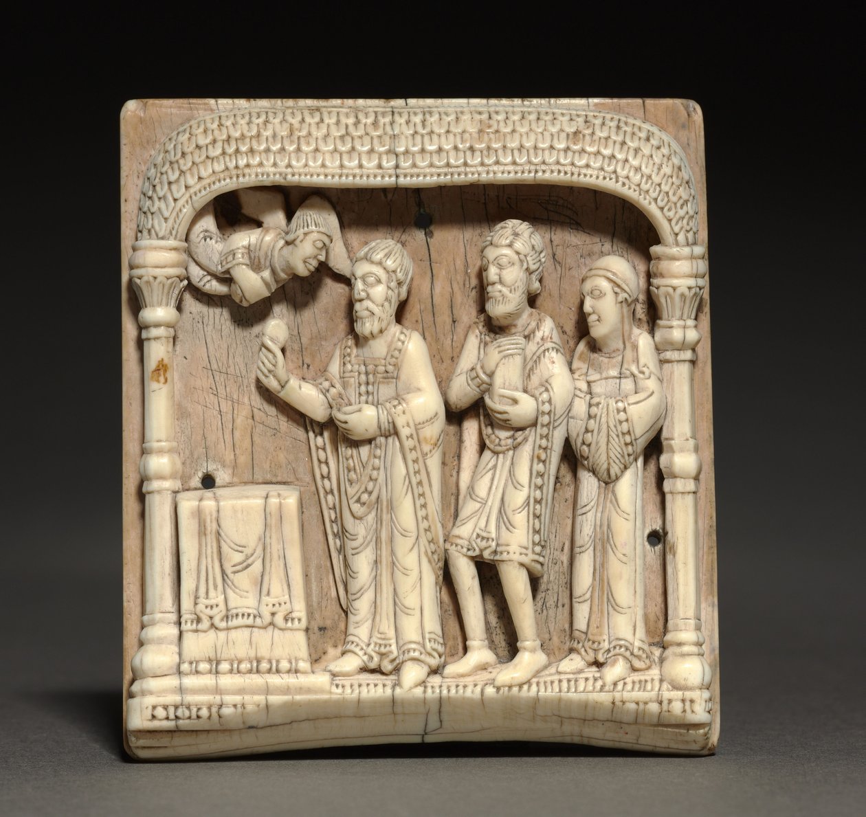 Portatif Bir Sunaktan Plaket: Zacharias at the Altar, c.1100-1125 (fildişi) by German School