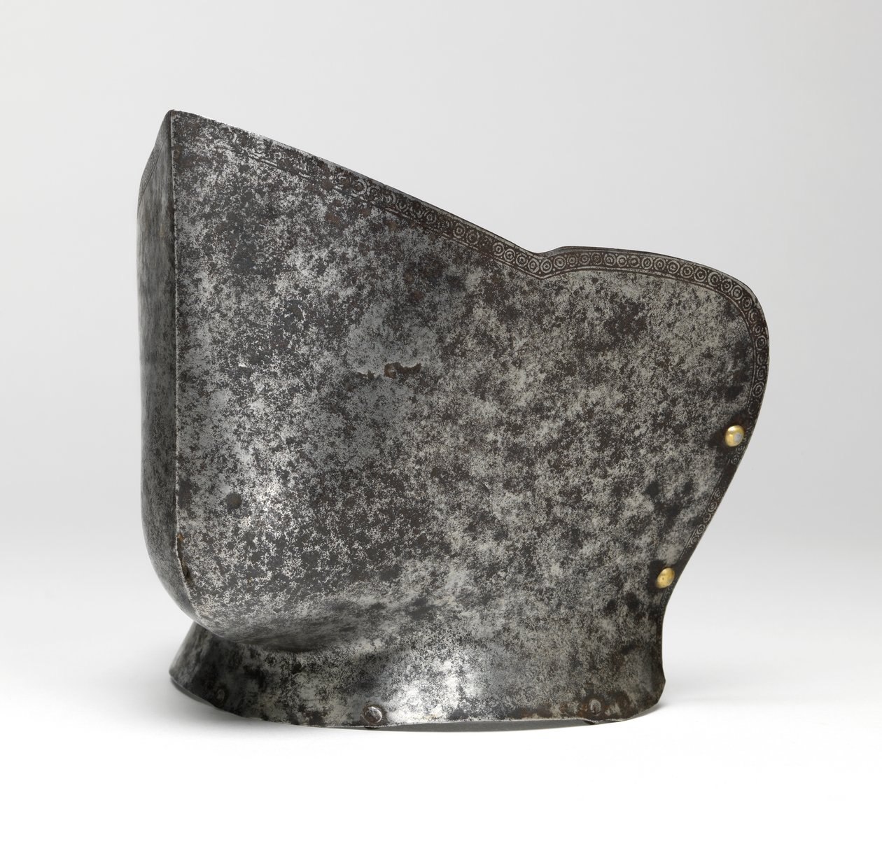 Güçlendirici bevor, turnuvada kullanım için, oymalı süslemeli, 1550-1510 by German School