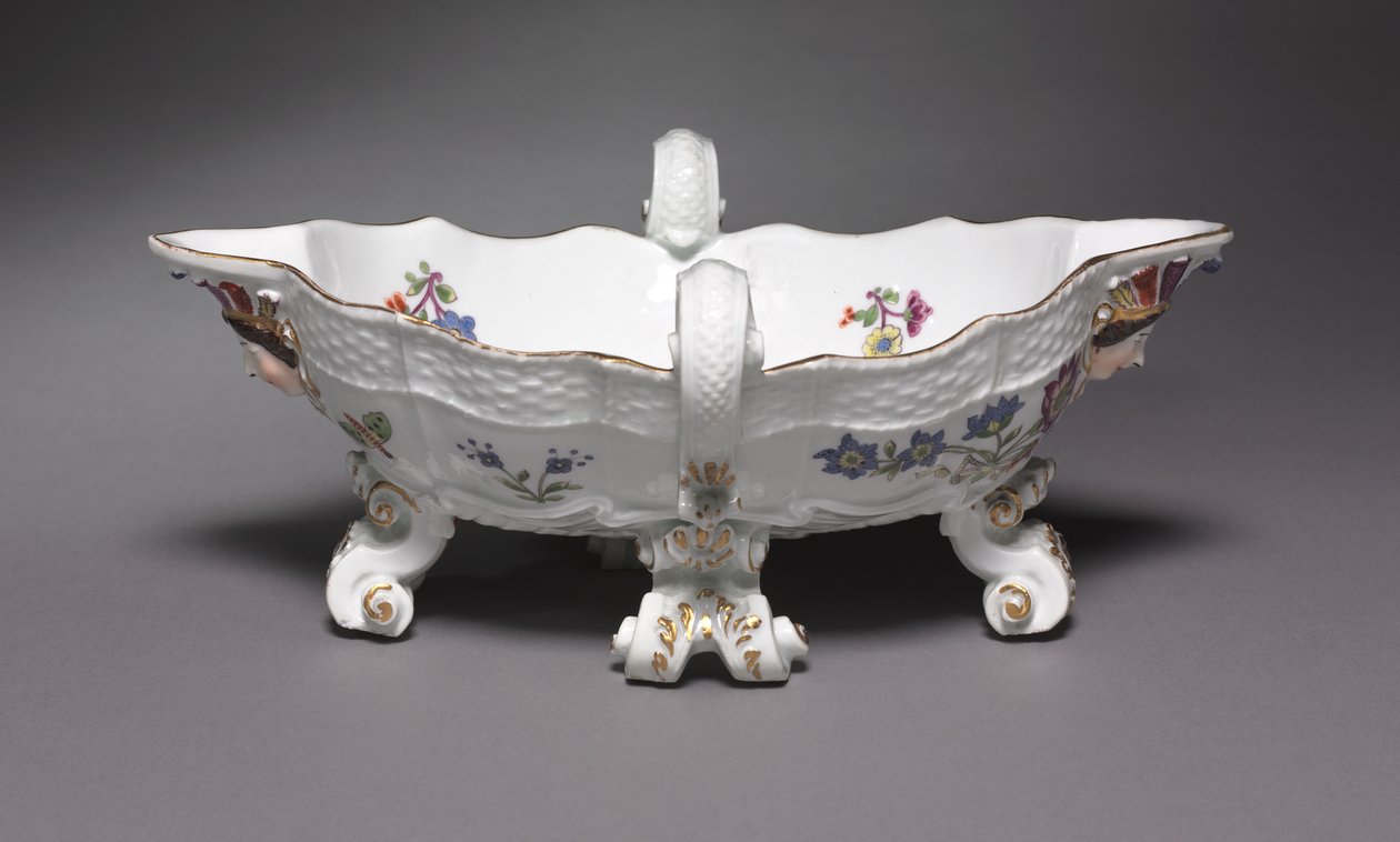 Meissen Porselen Fabrikasında yapılan sos teknesi, Almanya, 1735-56 by German School