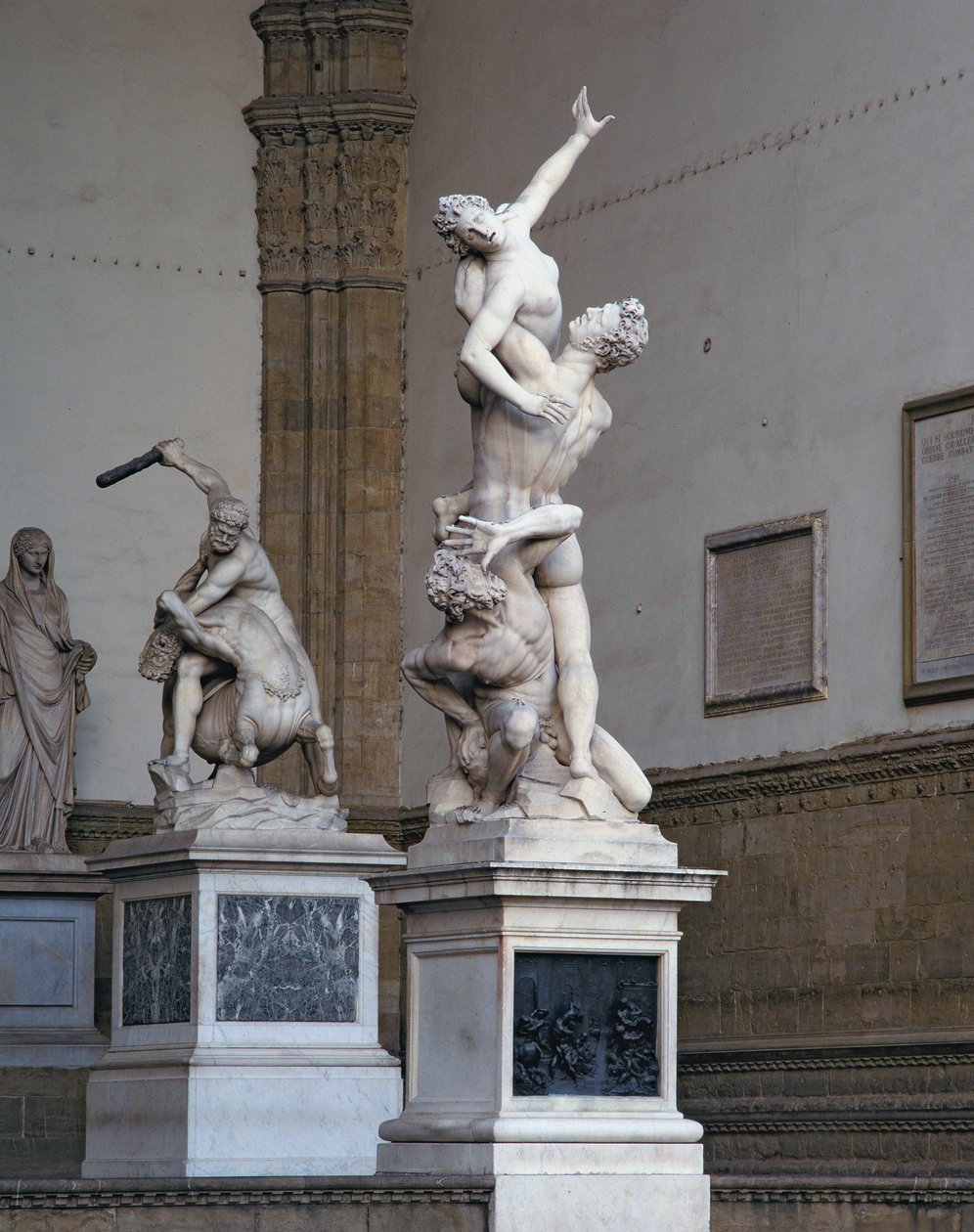 Sabine Kadınına Tecavüz, 1574-82 (mermer) (ayrıca bkz. 359413) by Giambologna