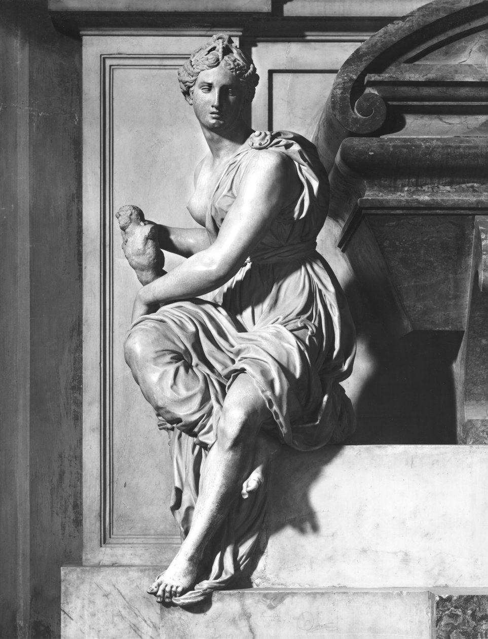 Michelangelo Buonarroti Anıtı (1475-1564), Heykelin detay kişileştirmesi (mermer) by Giorgio Vasari