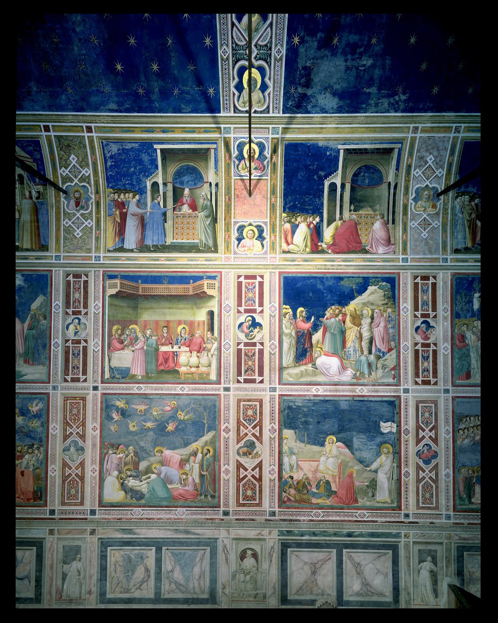 Sol duvardaki fresklerin görünümü, c.1303-05 (restorasyon sonrası) by Giotto di Bondone