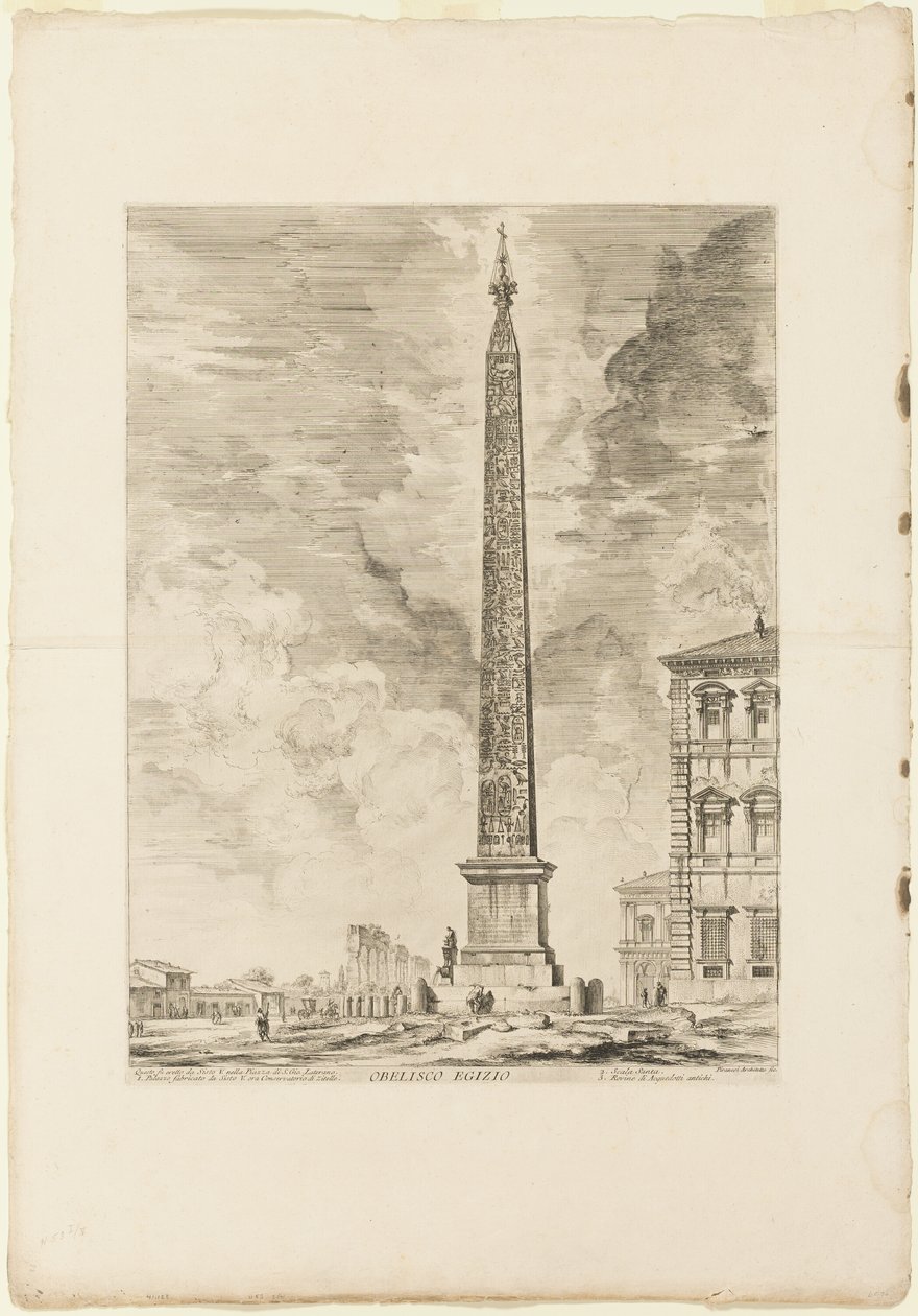 Mısır Dikilitaşı. Bu, Papa Sixtus V tarafından St. John Lateran Piazza