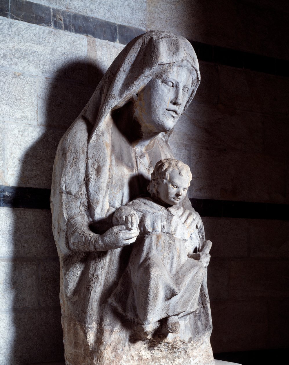 Çocuklu Bakire ( Mermer Heykel by Giovanni Pisano