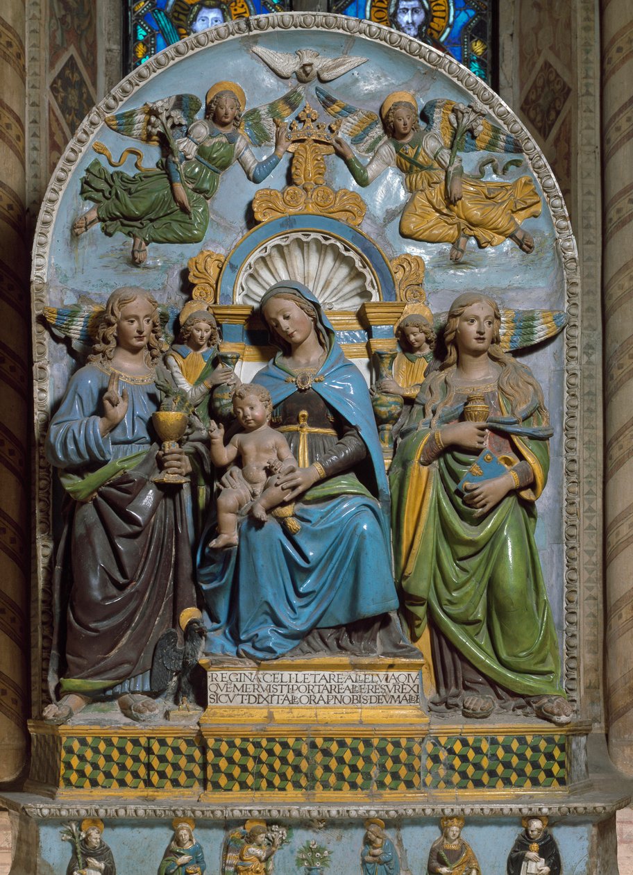 Aziz Madeleine ve Aziz John Evangelist Mermer ve Terracotta Polychrome ile Bakire ve Çocuk Giovanni della Robbia (1469-1529) Floransa, Santa Croce Kilisesi, Cappella Pulci by Giovanni della Robbia