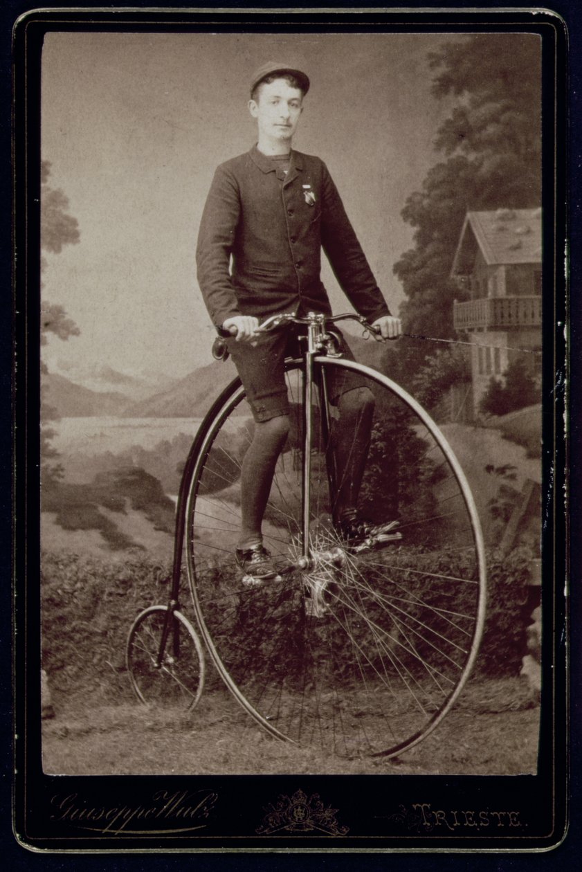 The Cyclist (gümüş bromür jelatin baskı) by Giuseppe Wulz