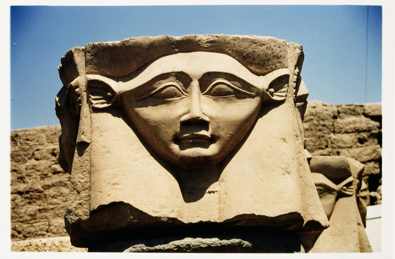 Bir sütundan Hathor başı, c.125 BC-MS 60 by Greco Roman
