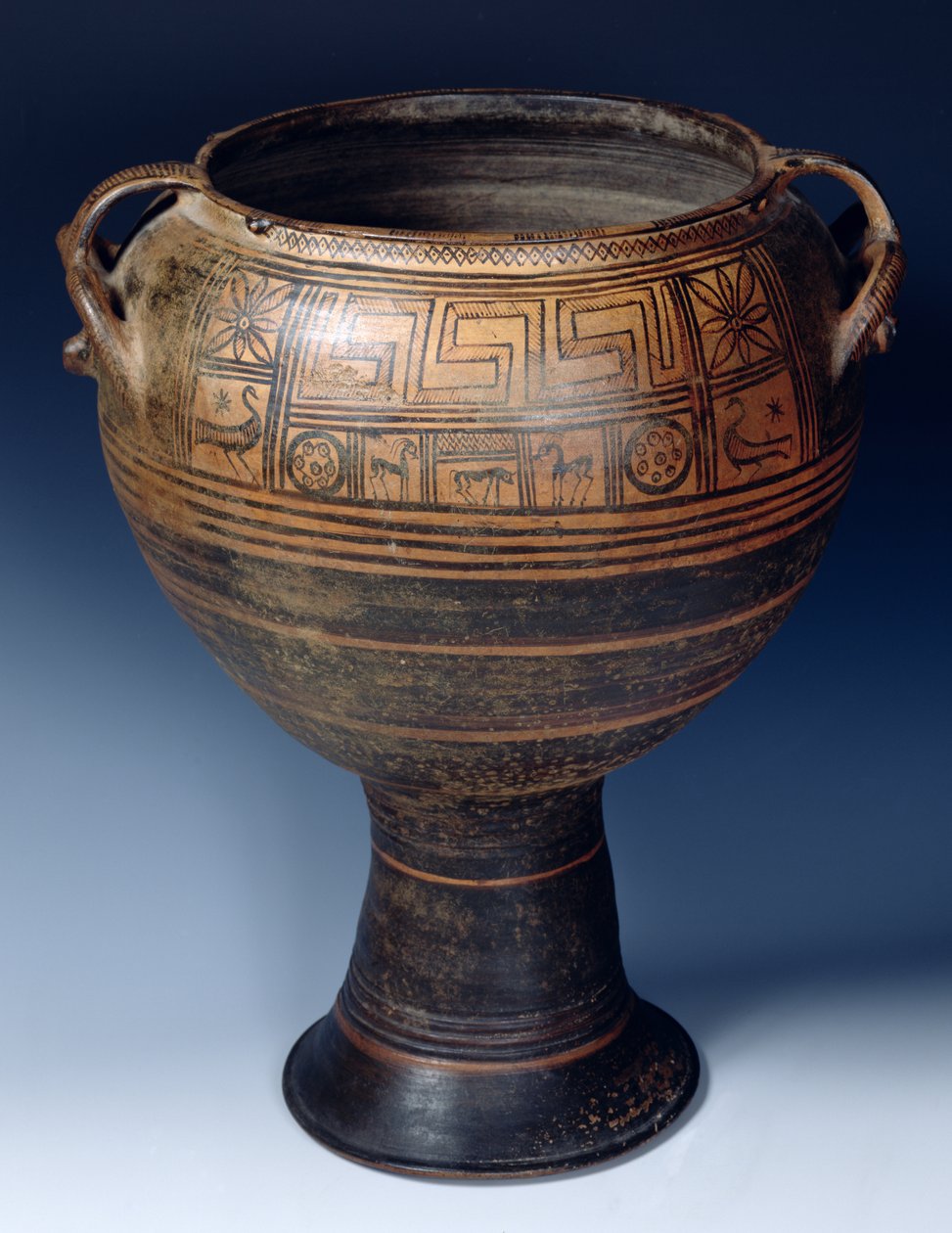 ಮಿಲೋಸ್, c.720 BC (ಸೆರಾಮಿಕ್) ಟರ್ಕ್‌ನಿಂದ ಜ್ಯಾಮಿತೀಯ ಮಾದರಿಯಿಂದ ಅಲಂಕರಿಸಲ್ಪಟ್ಟ ಲೆಬ್ಸ್ by Greek