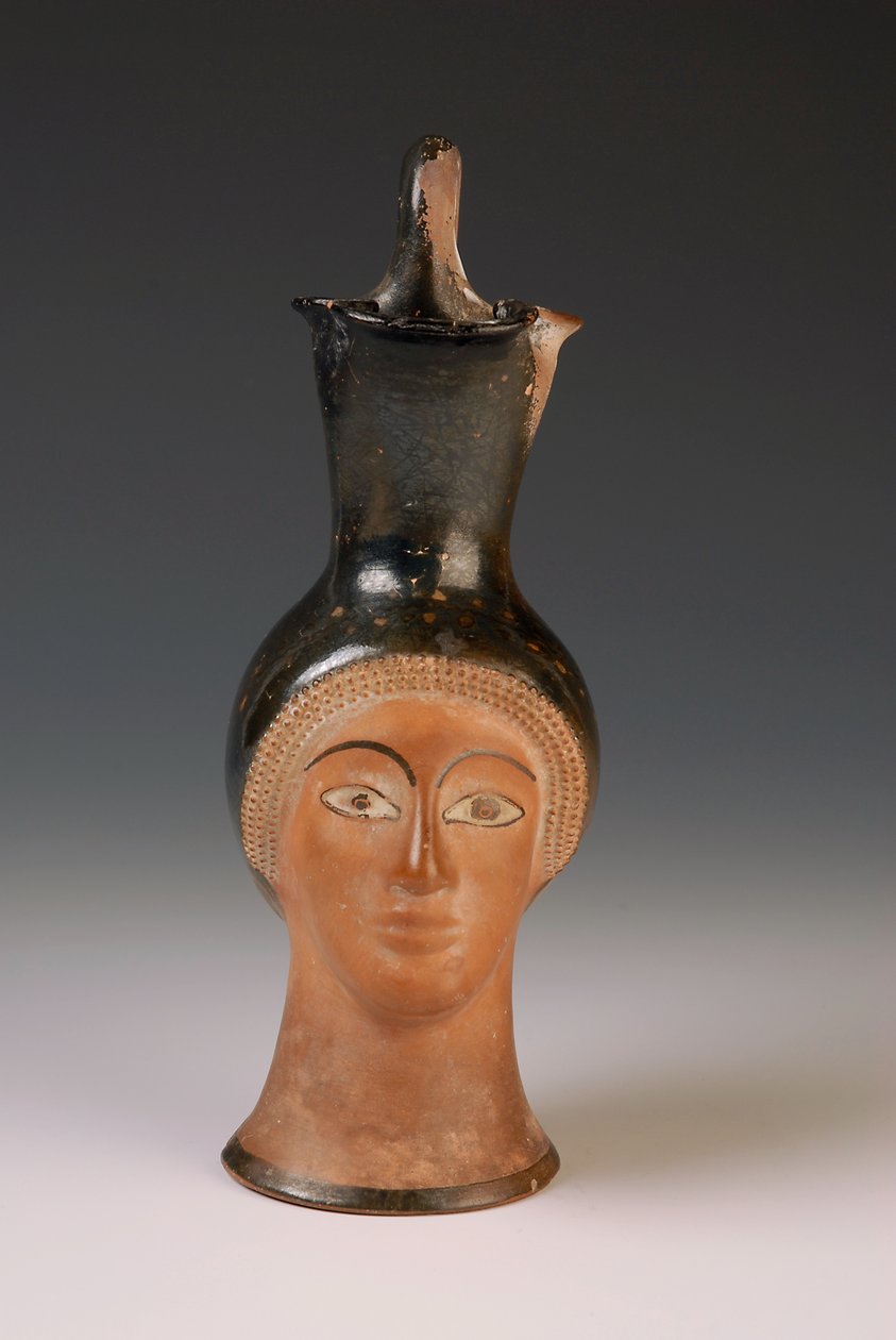 Dişi başı şeklinde Oenochoe (pişmiş toprak) by Greek