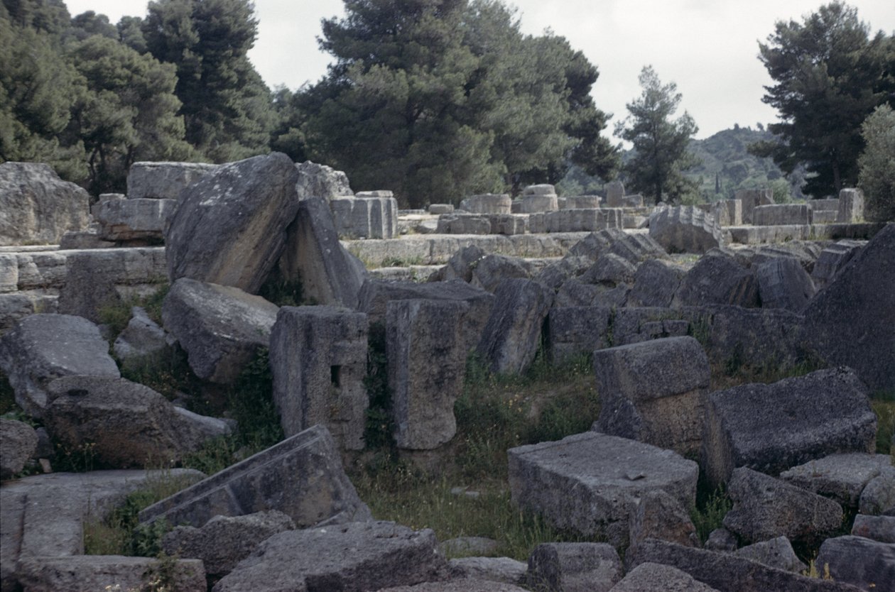 Zeus Tapınağı Kalıntıları by Greek