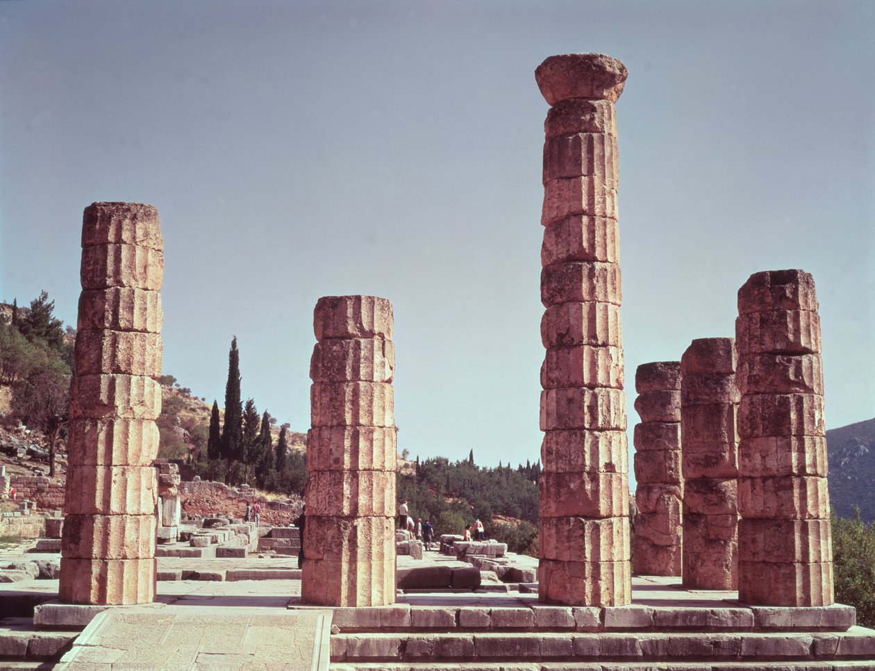 Apollon Tapınağı Kalıntıları by Greek
