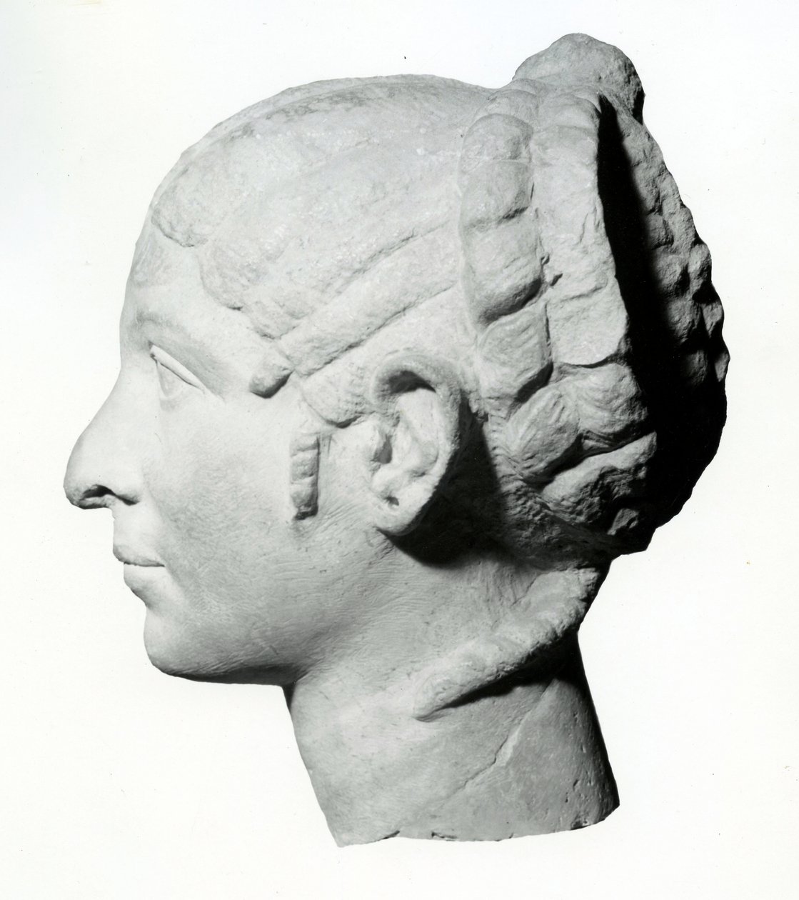 Suriyeli Kadın bazen Kleopatra olarak tanımlanır - profil, MÖ 1. Yüzyıl (heykel) by Greek
