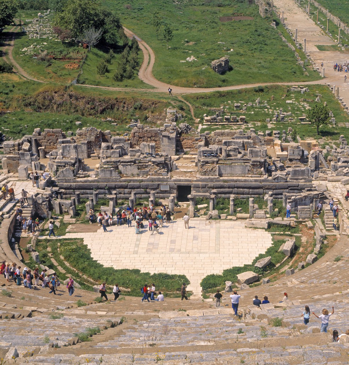 Büyük Tiyatro, MS 41-54