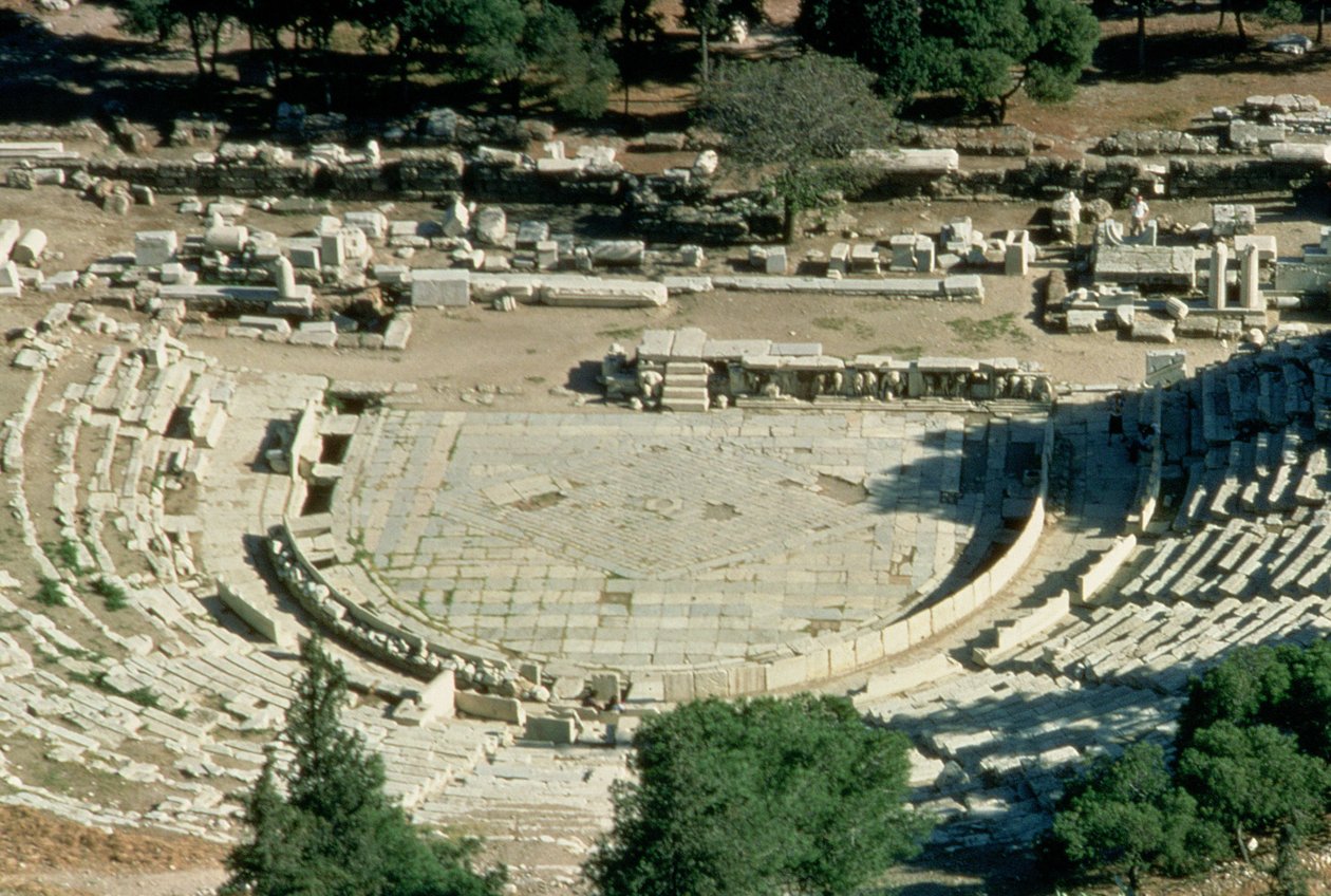 Dionysios Tiyatrosu, yukarıdan bakıldığında, MÖ 330 dolayları by Greek