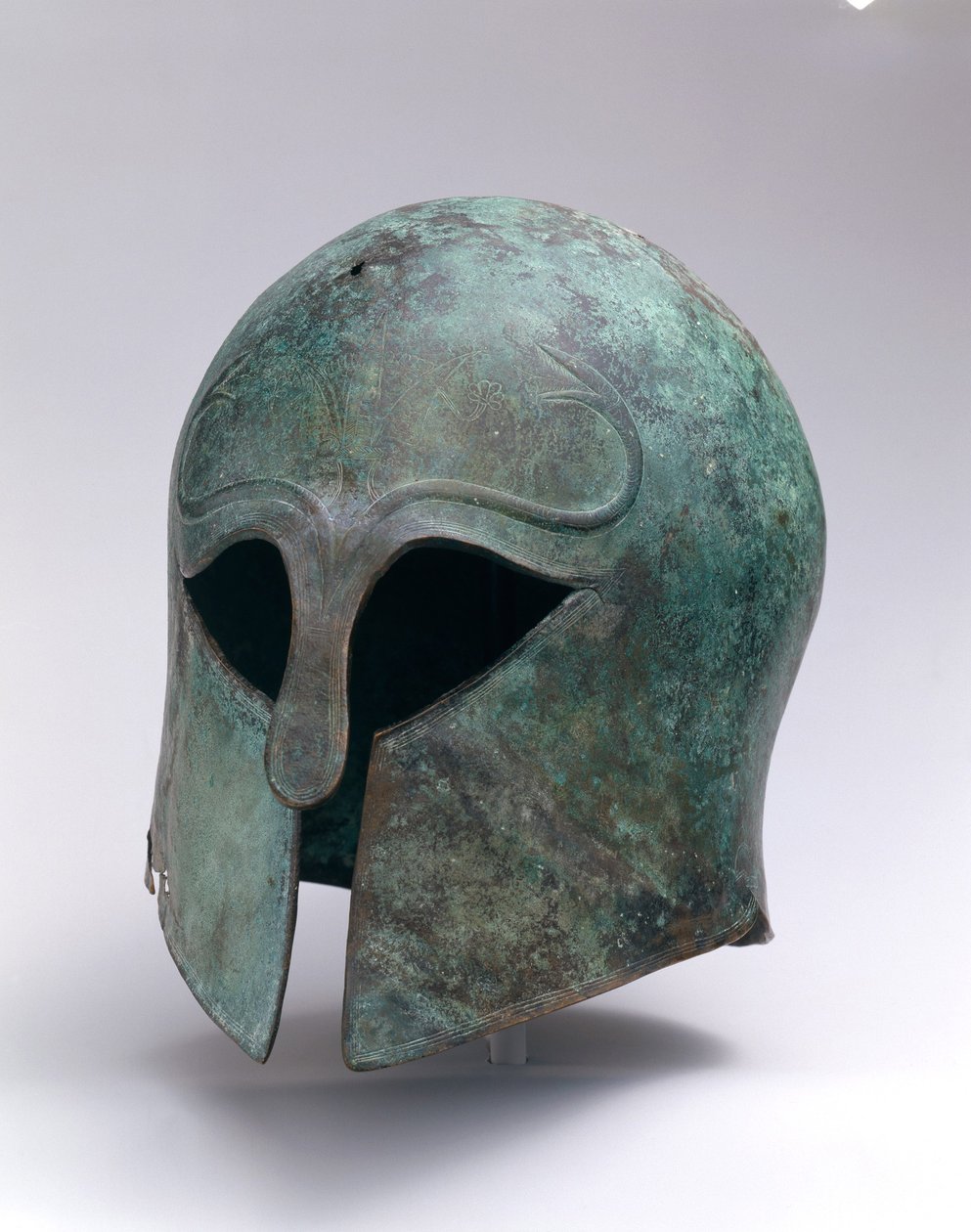 Korint tipi bronz arkaik miğfer, MÖ 600-575 dolayları (bronz) by Greek