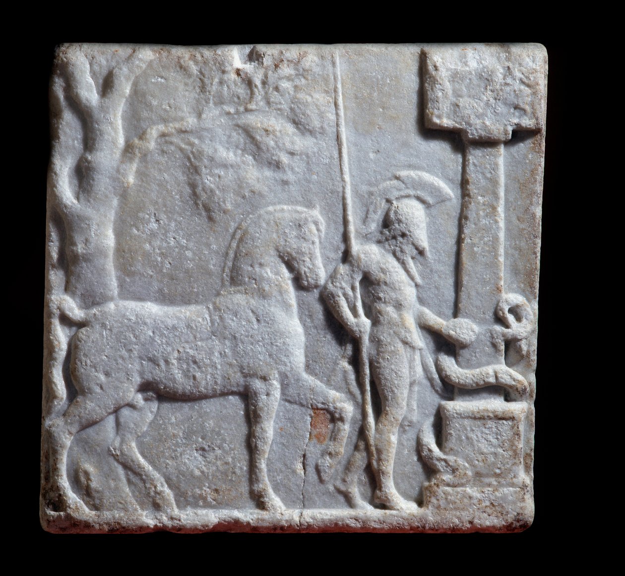 Yunan Sanatı: atlı bir binicinin dekoru mermer stel, 2. son - MÖ 1. yüzyılın başı, Dim 52x52x9 cm Mantua - Palazzo Ducale, Coll statuaria, env 6669 - Yunan sanatı: bir biniciyi ve bir atı temsil eden kabartmalı mermer stel, MÖ 2.-1. yy (52 by Greek