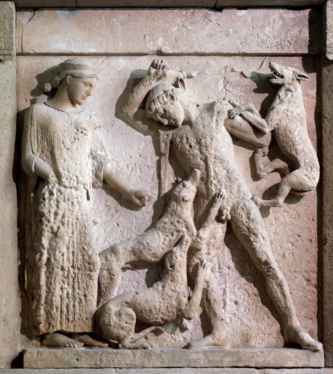 Magna graecia: Artemis ve Actaeon ile metope, taş kabartma, MÖ 5. yy by Greek
