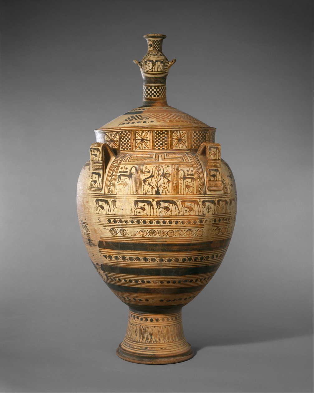 Küçük bir hidria ile örtülen kapaklı pişmiş toprak krater, c. MÖ 750-740 (pişmiş toprak) by Greek