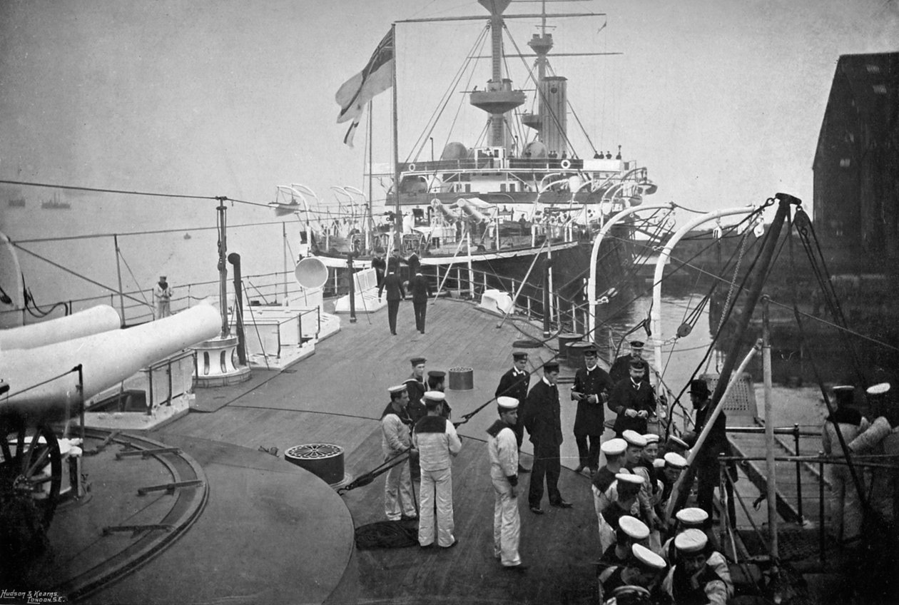 Savaş gemisi HMS Çözünürlük, Portsmouth, Hampshire, 1896. by Gregory and Co