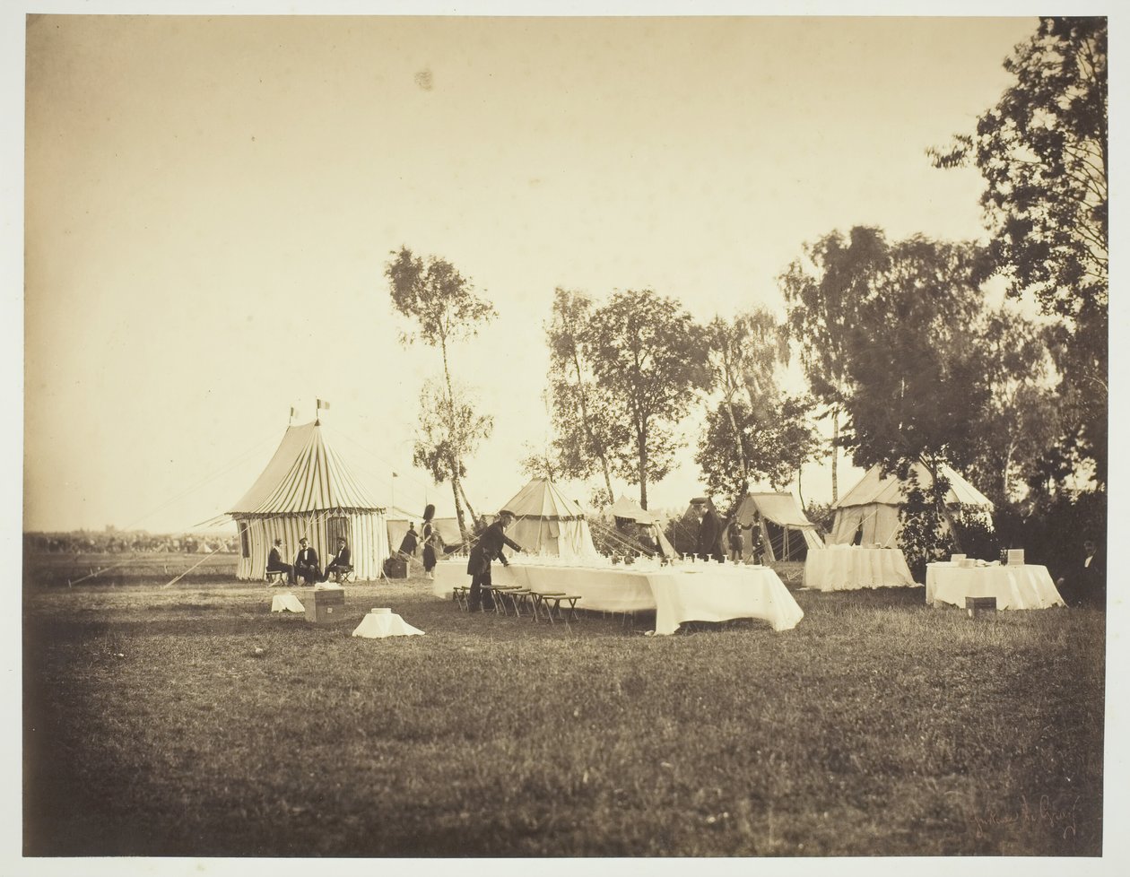 İmparatorun Masasının Hazırlanması, Camp de Châlons, 1857. by Gustave Le Gray