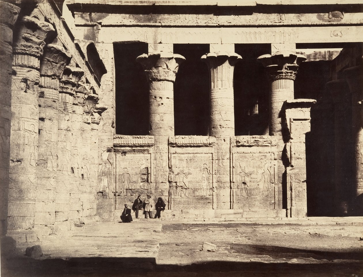 Edfu Tapınağı, 1867. by Gustave Le Gray