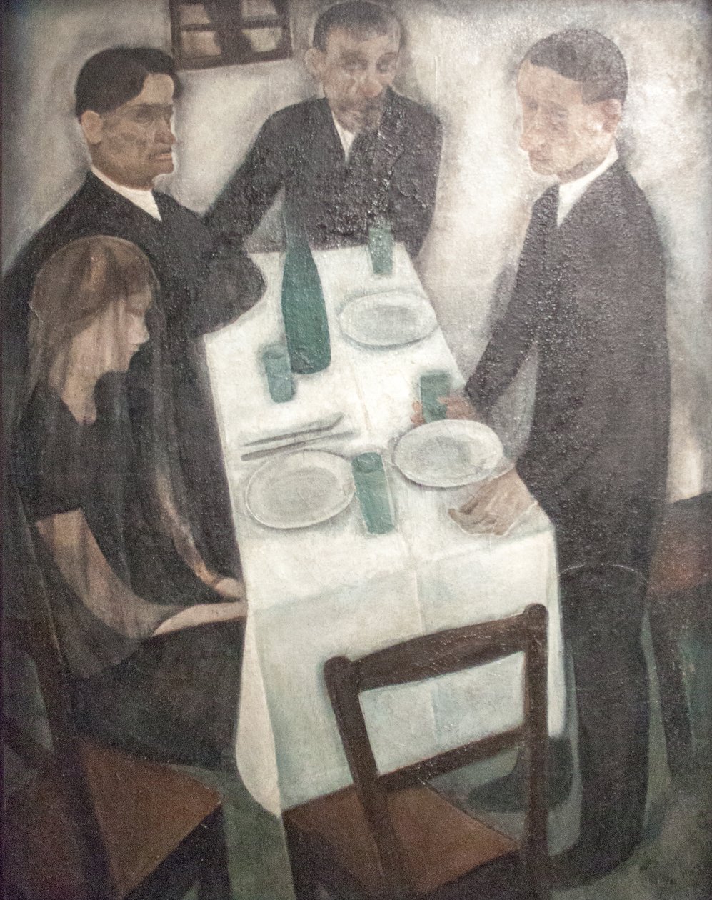 Table korunnİngilizce: Around_the_tablen by Gyorgy Rauscher