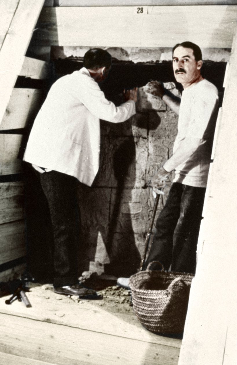 Howard Carter ve bir meslektaşı, Krallar Vadisi