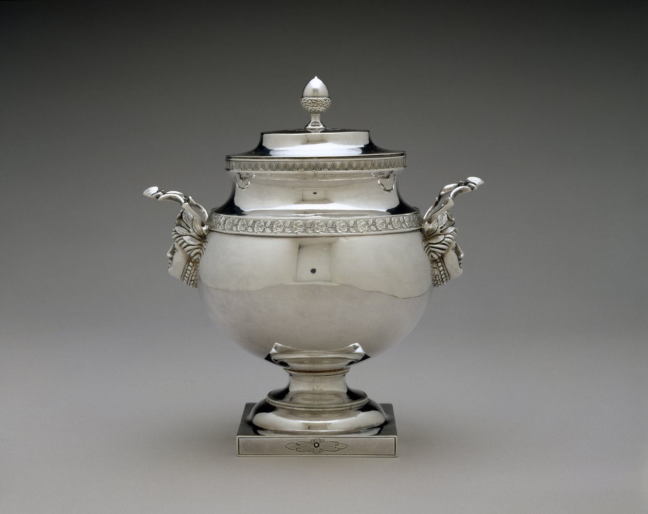 Şekerlik, c. 1810-1835 (gümüş) by Harvey Lewis