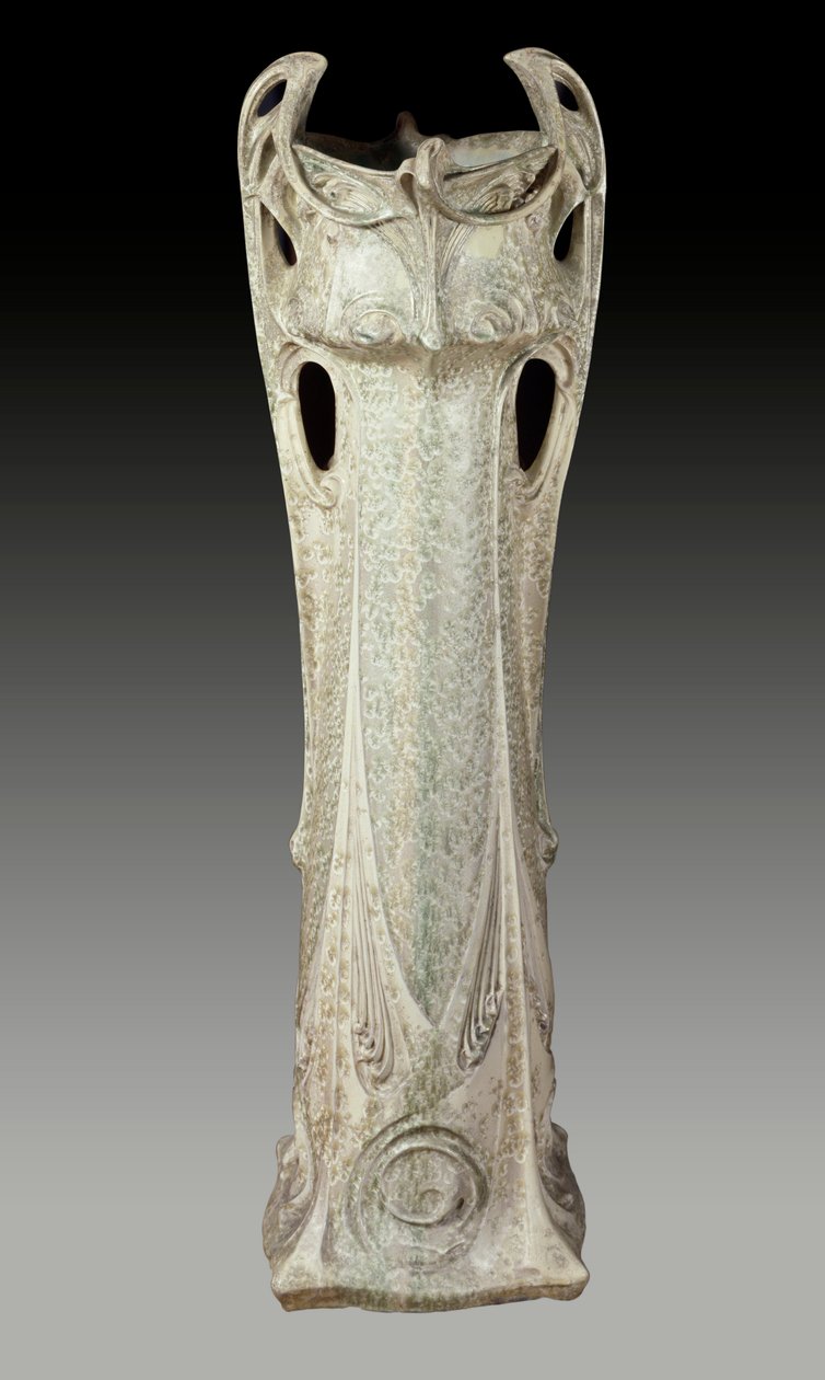 Art Nouveau: Jardiniere 1902-1903 yılları arasında Hector Guimard (1867-1942), 20. yüzyıl tarafından yapılmıştır. Sevr Ulusal Seramik Müzesi. by Hector Guimard