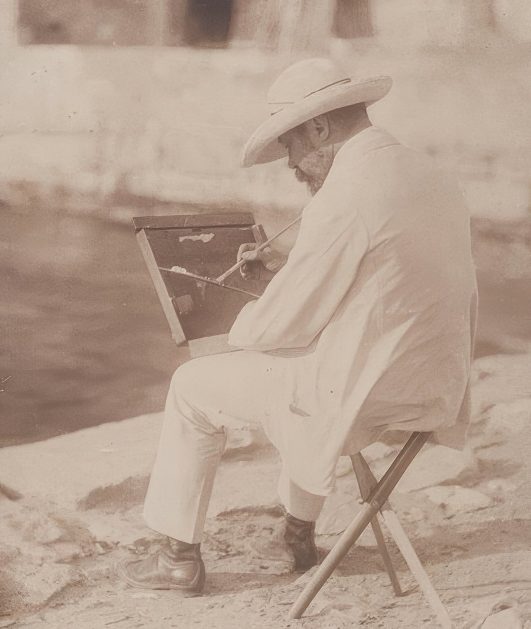 Plaj ressamı (muhtemelen Hugo Henneberg). 1906 by Heinrich Kuhn