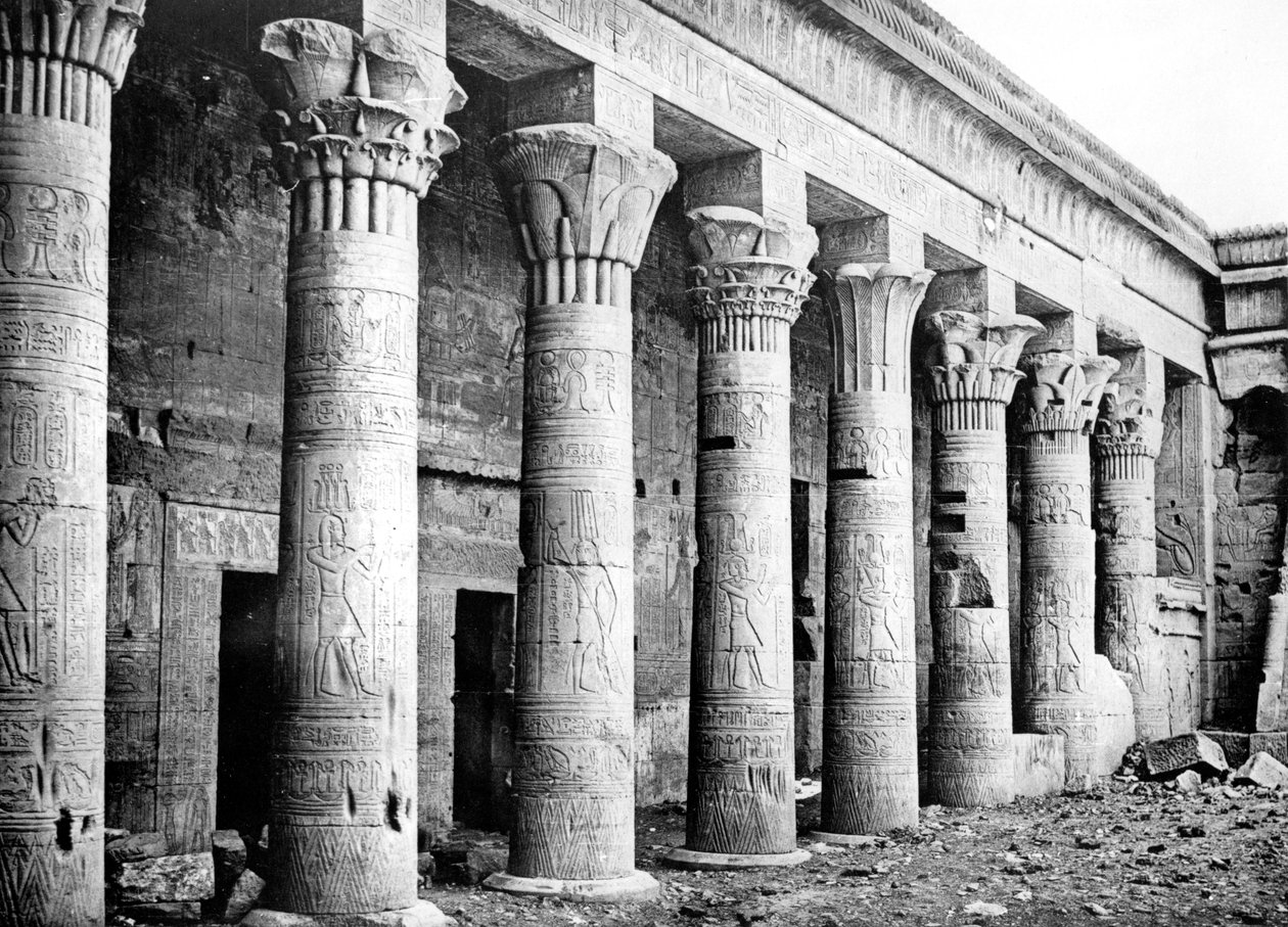 Doğu sütunları, İsis Tapınağı, Philae, Nubia, Mısır, 1887 by Georges Henri Bechard