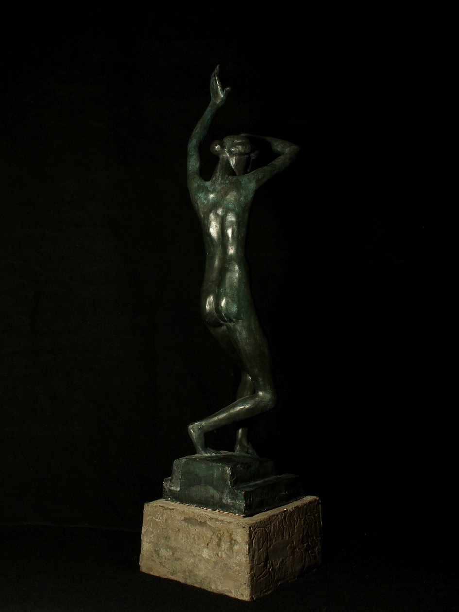Dansçı by Henri Gaudier Brzeska