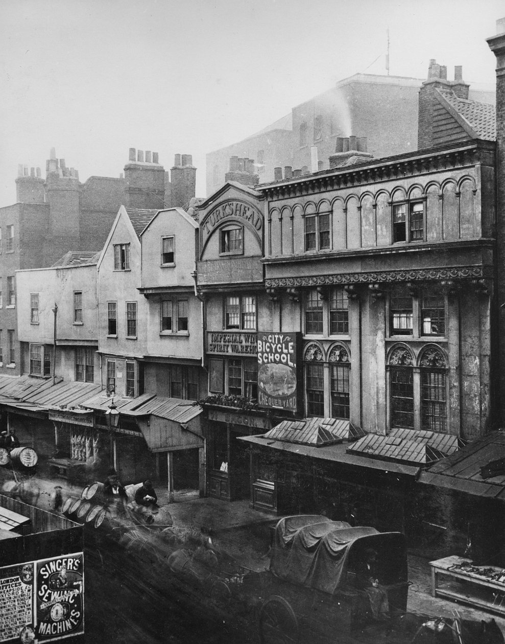 Aldgate, c.1883 by Henry Dixon