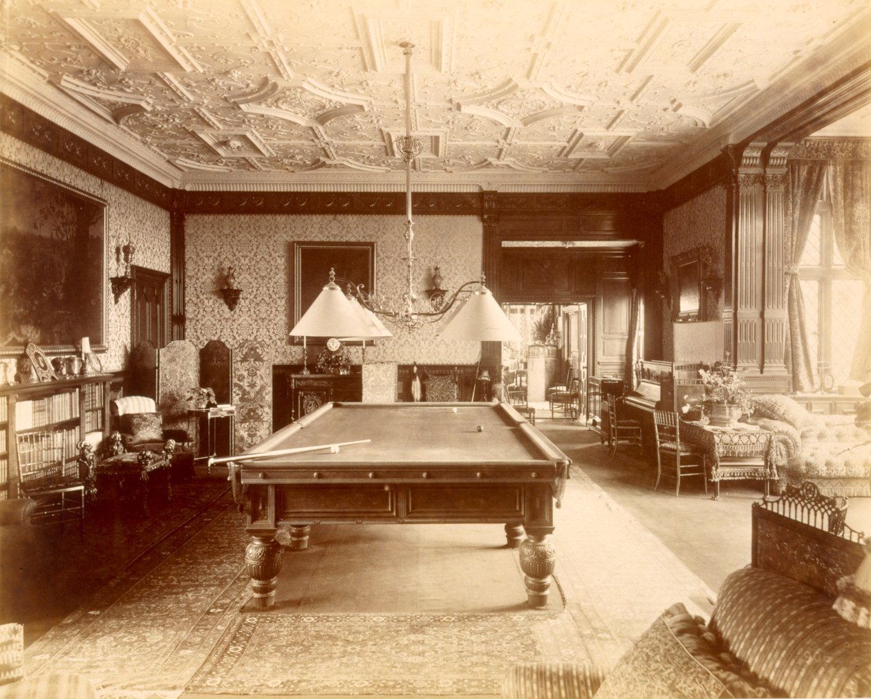 Ascott House, Buckinghamshire