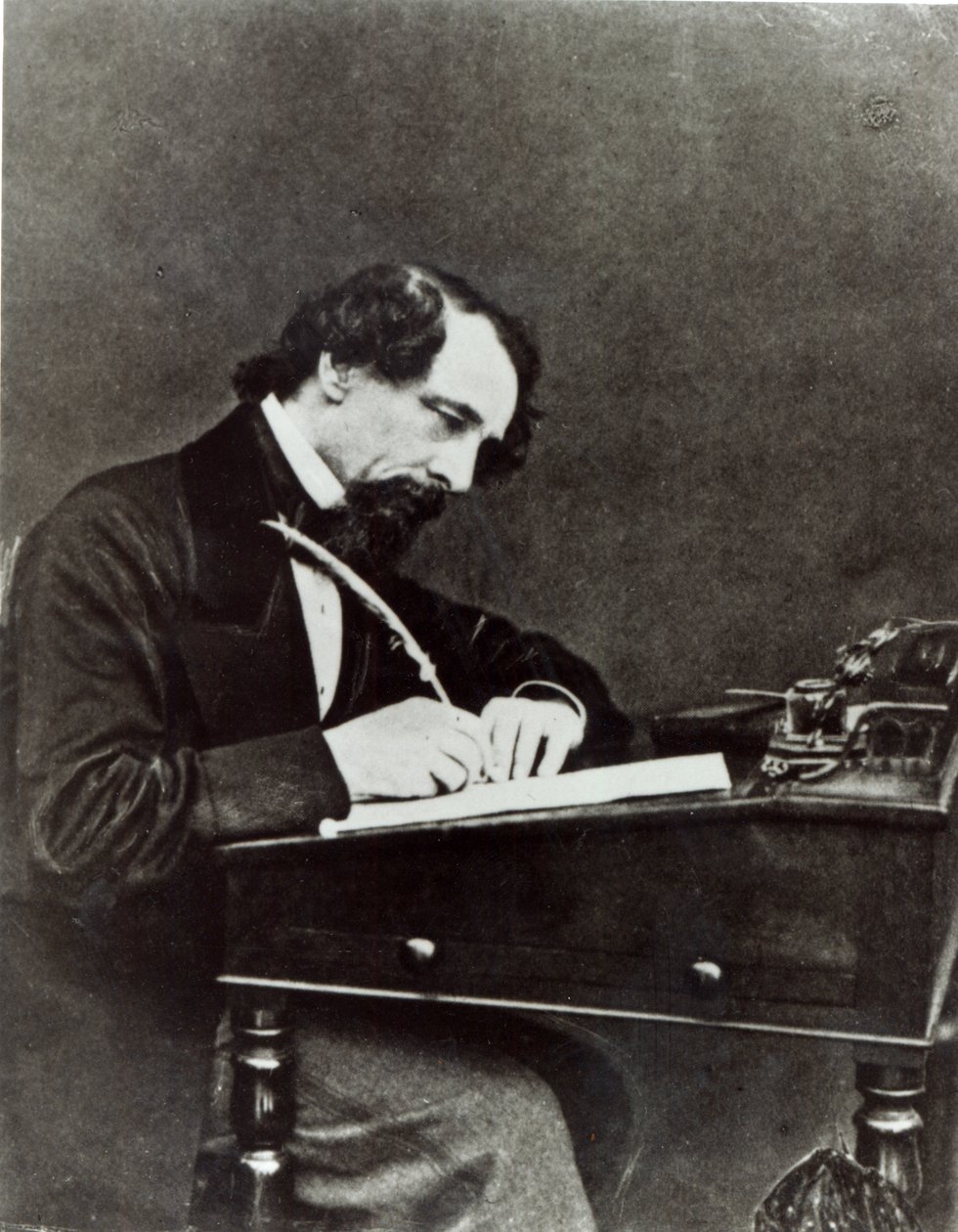 Charles Dickens (1812-70) masasında, 1858 by Herbert Watkins