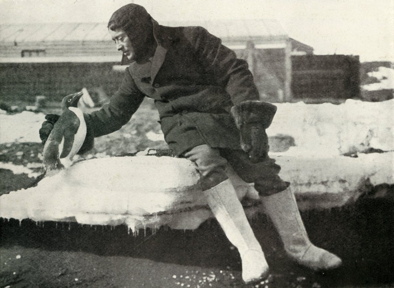 Teğmen. Rennick ve Dost Penguen, 1911, 1913 by Herbert Ponting