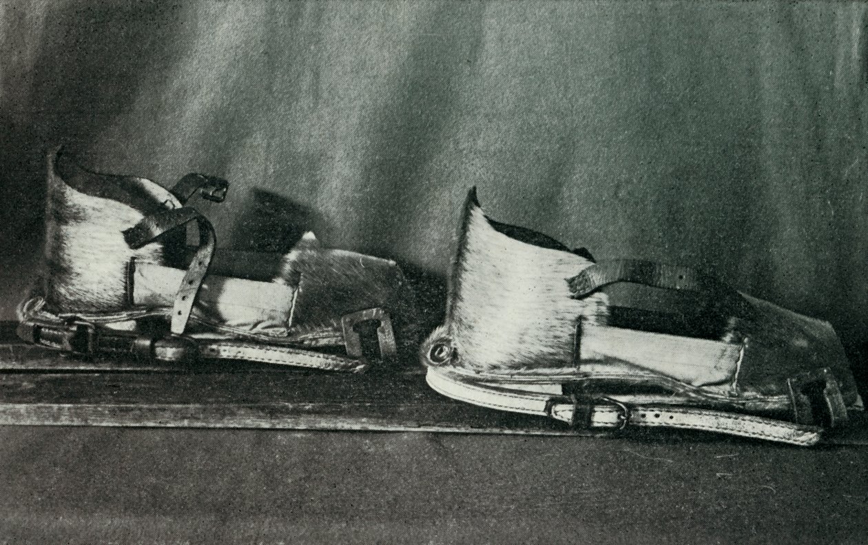 Finnesko ile Kullanım İçin Kayak Ayakkabısı, c19101913, 1913 by Herbert Ponting