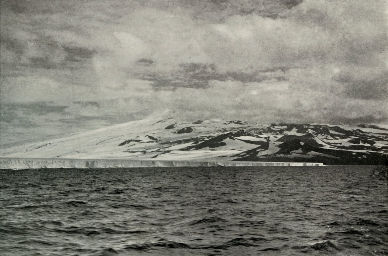 Bariyer ve Terör Dağı, c19101913, 1913 by Herbert Ponting