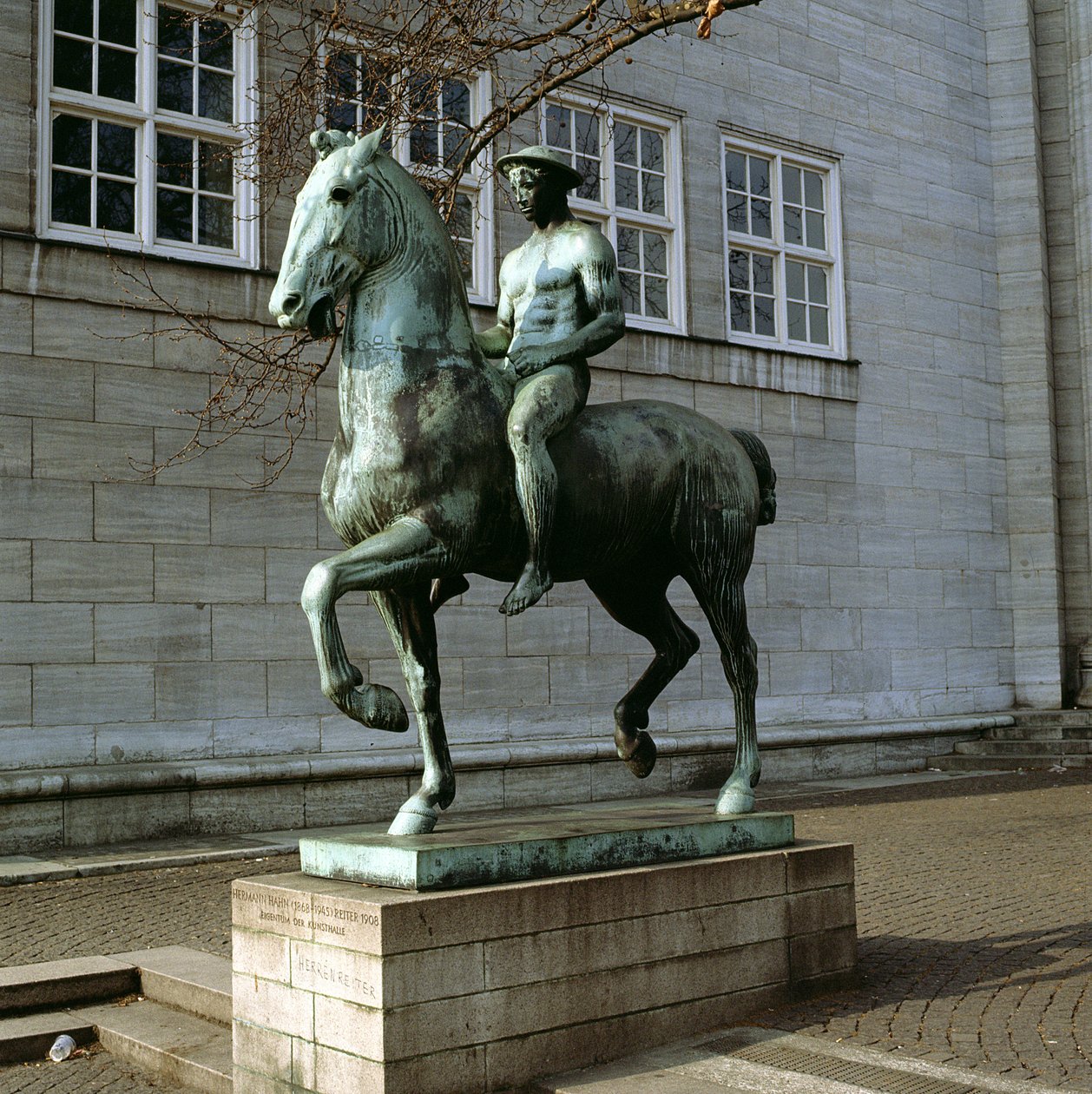 Binici, 1908 (bronz) by Hermann Hahn