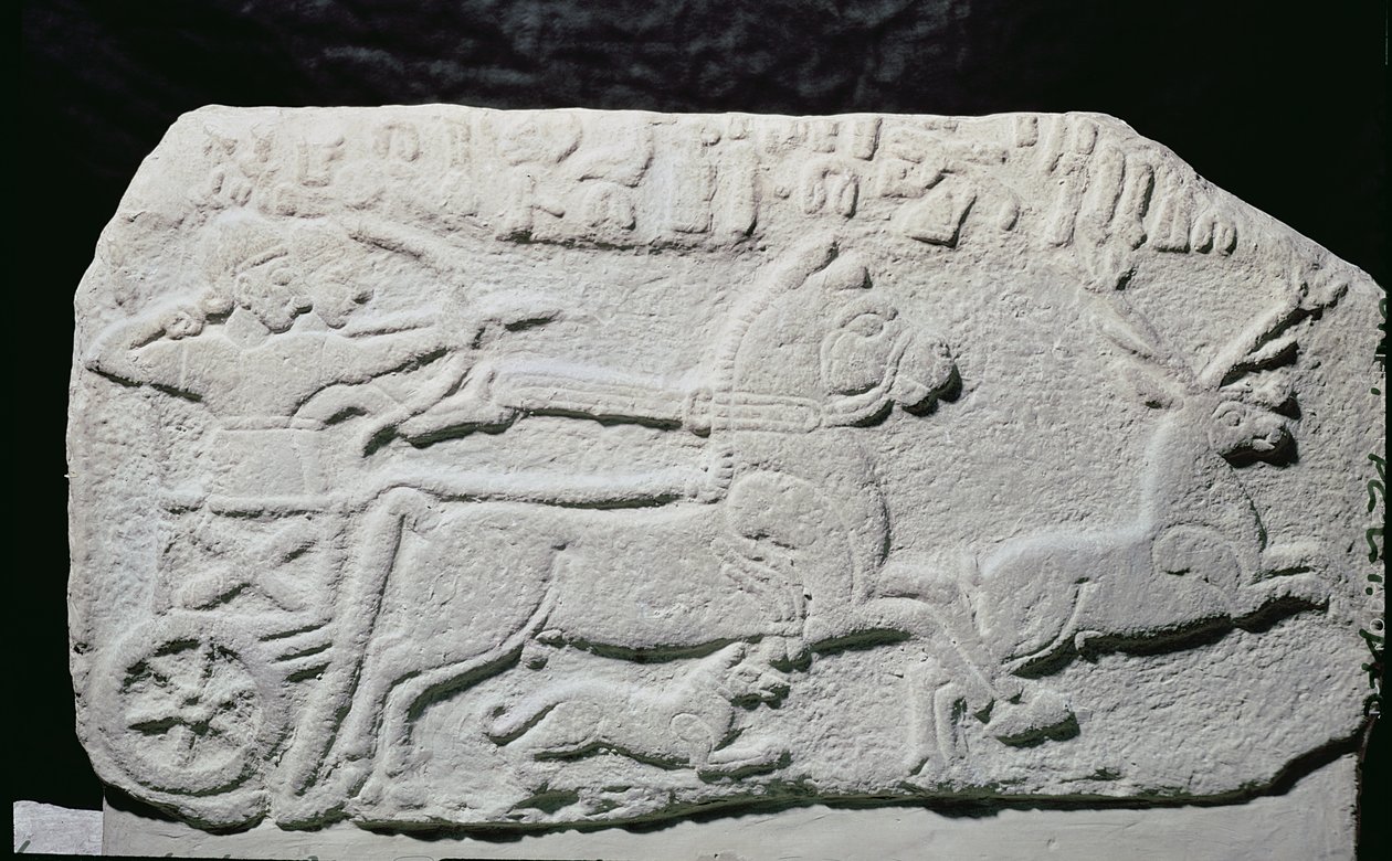 Bir geyik avını gösteren kabartma by Hittite