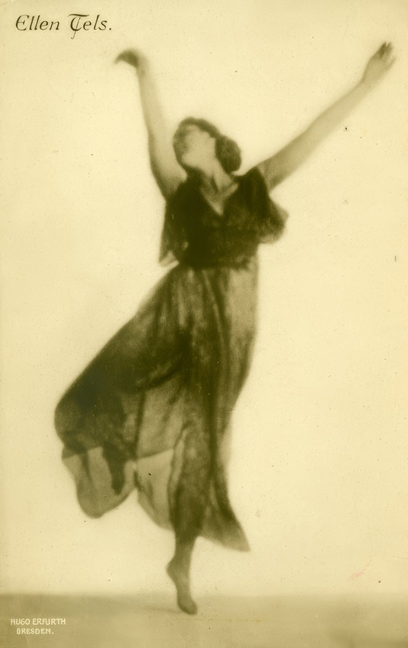 Ellen Tels / Fotopostkarte by Hugo Erfurth