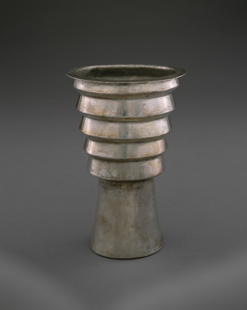 Kademeli Beher (aquilla), Later Horizon, 1470-1532 (gümüş) by Incan